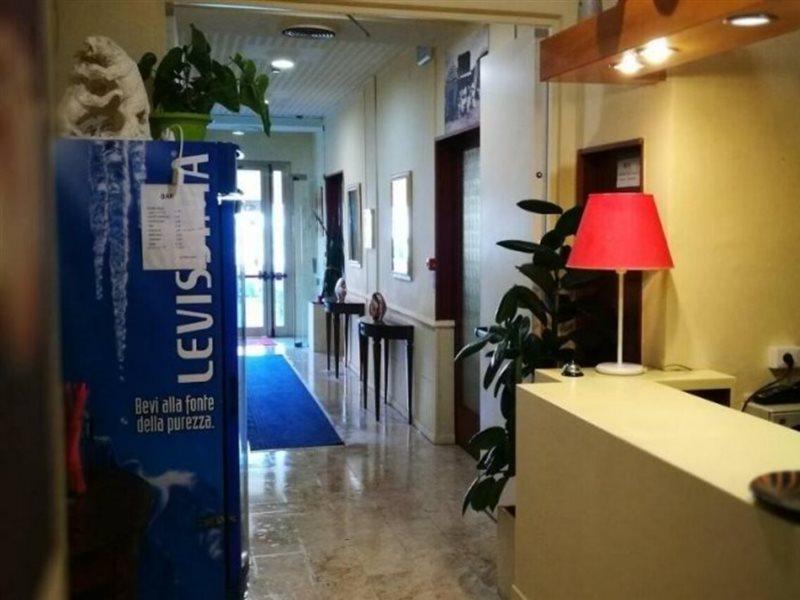 Hotel Riviera Rimini Luaran gambar