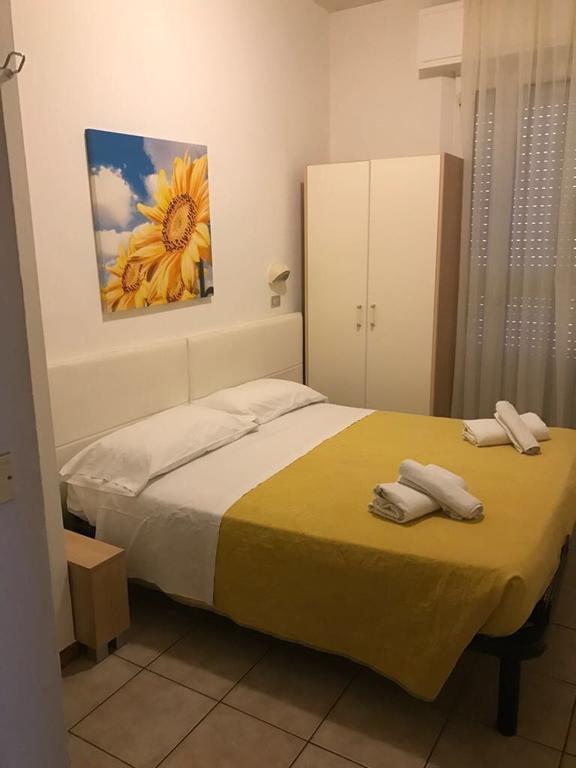 Hotel Riviera Rimini Luaran gambar