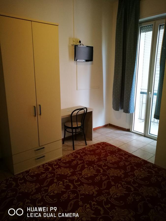 Hotel Riviera Rimini Luaran gambar