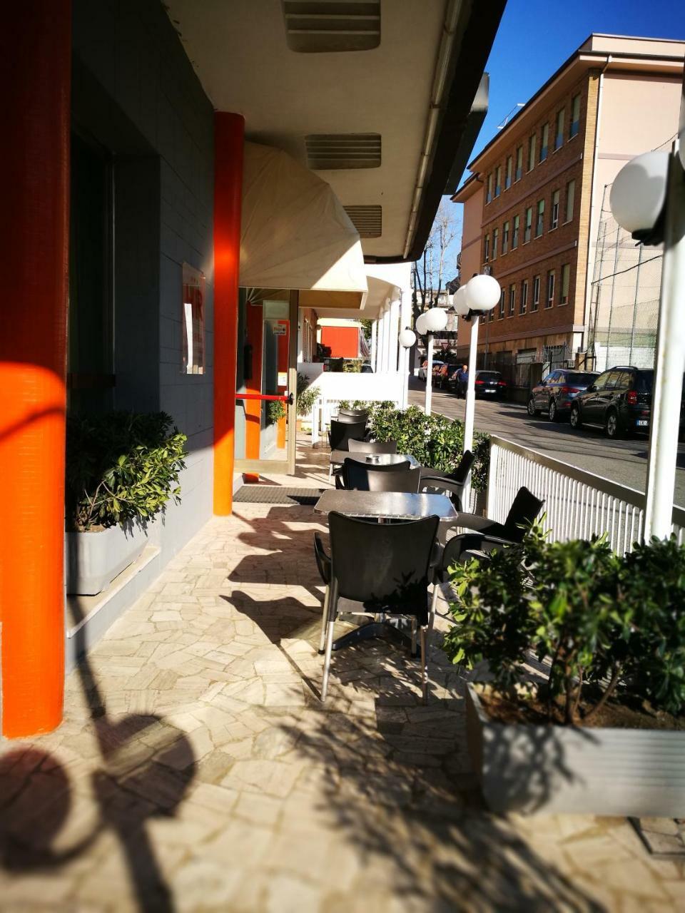 Hotel Riviera Rimini Luaran gambar