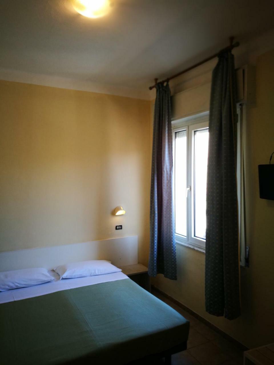 Hotel Riviera Rimini Luaran gambar